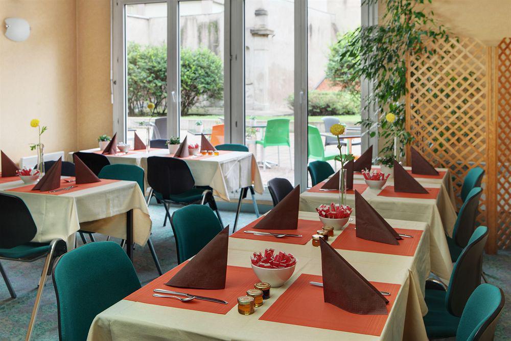 Citadines Kleber Strasbourg Aparthotel Restoran foto
